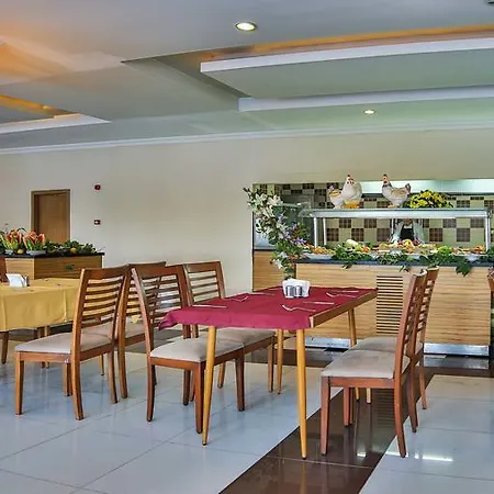 Hedef Beach 4* Alanya
