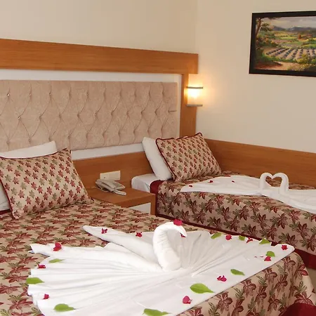 Hedef Beach 4* Alanya