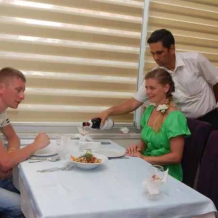 Hotel Hedef Beach 4*