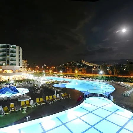 ホテル Hedef Beach 4*
